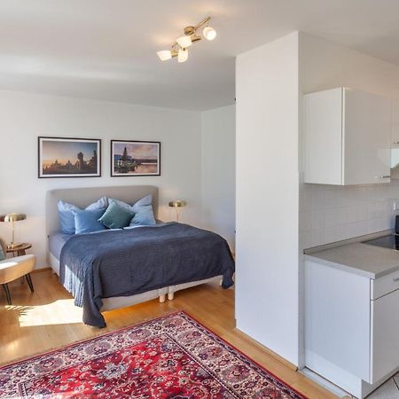 Schoenes Studio In Downtown Mitte Mit Balkon เบอร์ลิน ภายนอก รูปภาพ